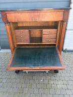 Secretaire bureau, Enlèvement