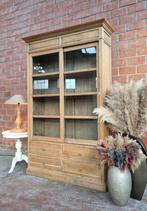 Eiken buffetkast/vitrinekast art:20/26, Huis en Inrichting, Kasten | Buffetkasten, Ophalen, Met deur(en), 200 cm of meer, 150 tot 200 cm