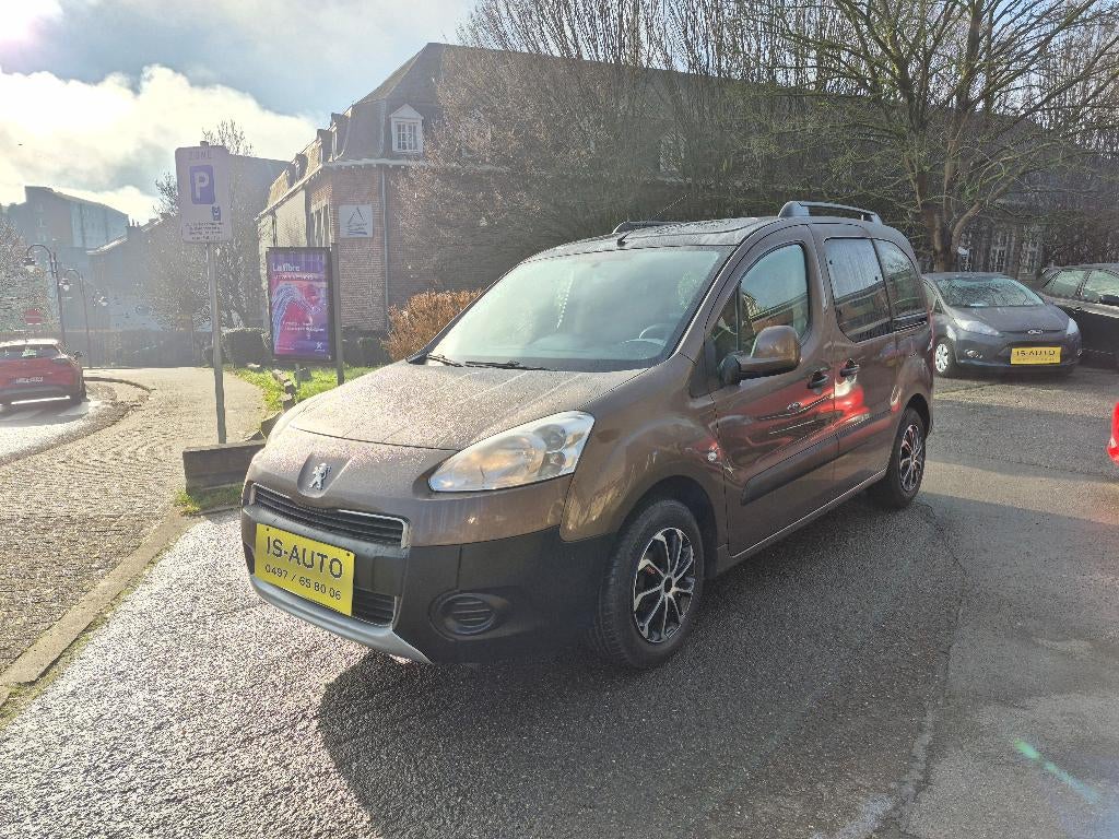 Auto, Auto's, Peugeot, Bedrijf, Partner Tepee, Boordcomputer, Centrale vergrendeling, Dakrails, Elektrische buitenspiegels, Elektrische ramen