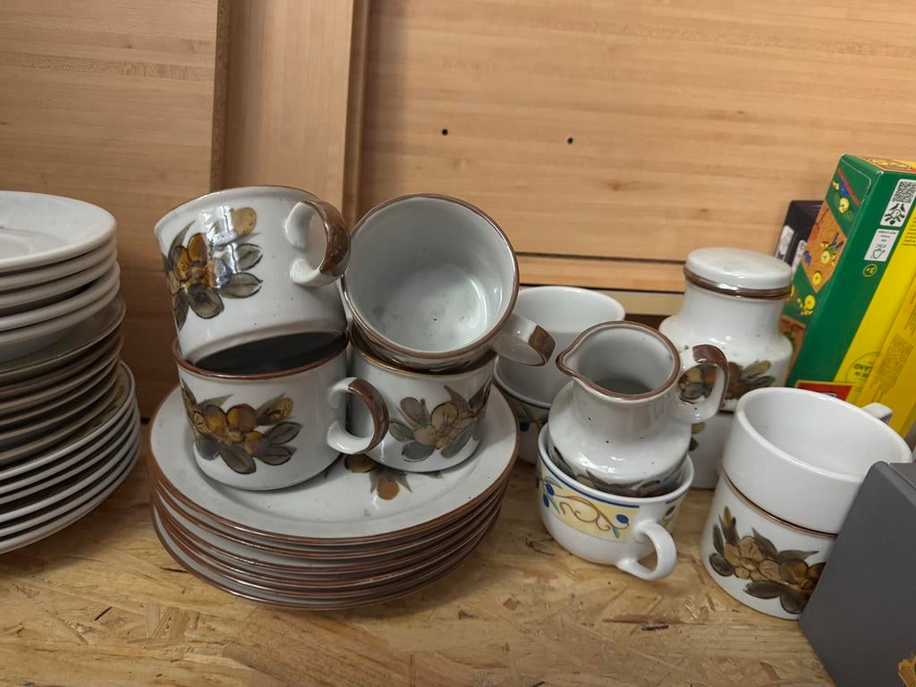 Tasjes en borden, Ophalen