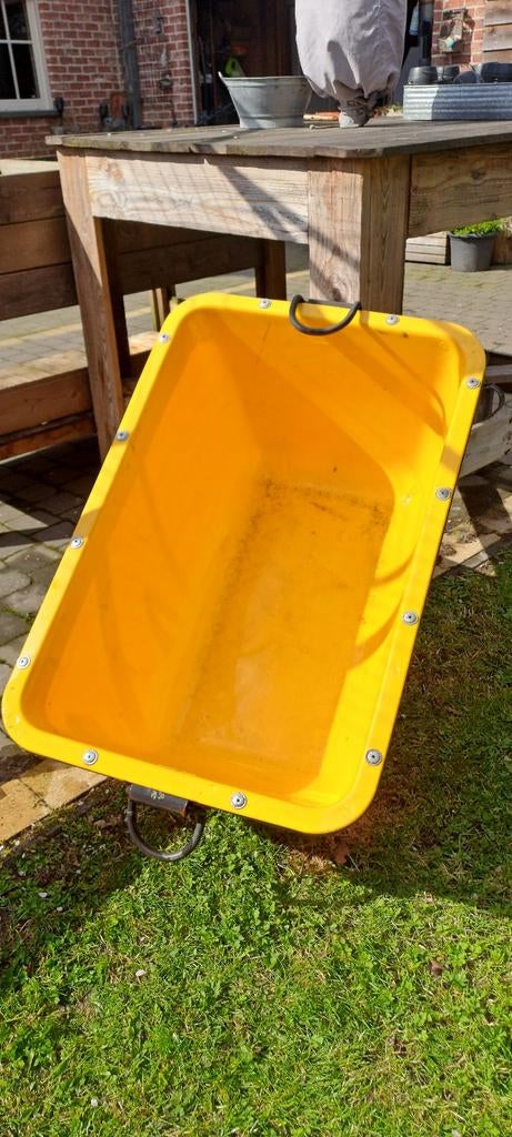 Nieuwe degelijke metserskuip, Ophalen