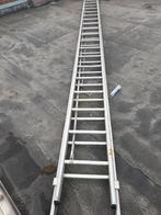 Dubbele ladder met 2x19 treden 2x5,5M aluminium, Ophalen, Ladder
