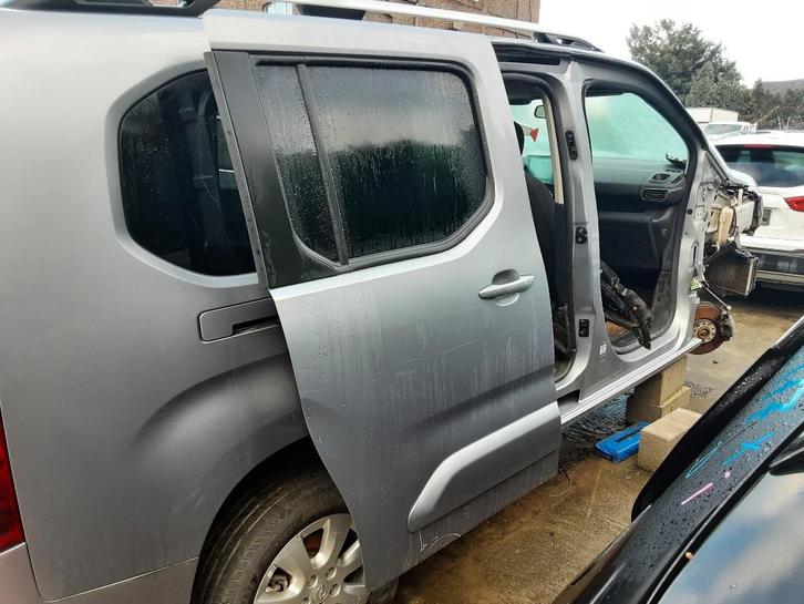 PORTE COULISSANTE DROITE Opel Combo Life / Tour (01-2018/-), Autos : Pièces & Accessoires, Carrosserie & Tôlerie, Porte, Opel