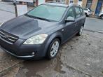 Kia ceed 1.6CRDI 180mkm clim tb.état roule impeccable, Autos, Kia, Argent ou Gris, 5 portes, Particulier, Euro 4