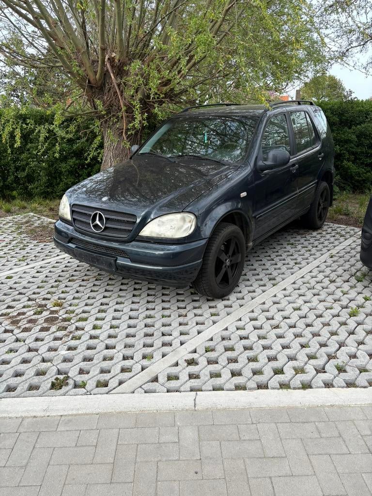 Mercedes ML230, Auto's, Mercedes-Benz, Particulier, M-Klasse, 4x4, Airbags, Centrale vergrendeling, Elektrische buitenspiegels