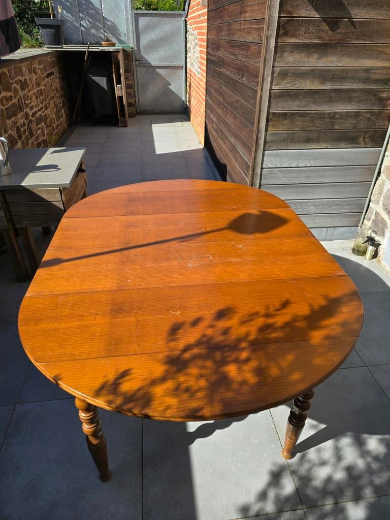 Table en bois à rallonges, Enlèvement