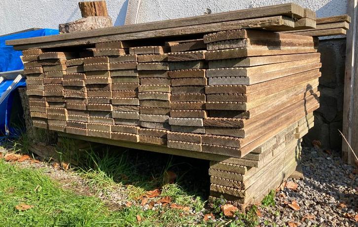 Planches de terrasse, Jardin & Terrasse, Poteaux, Poutres & Planches, Utilisé, Planches, Moins de 180 cm, Bois dur, Enlèvement