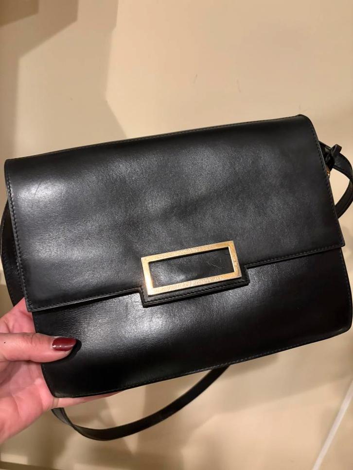 DELVAUX vintage clutch tas met riem box calf leer, Handtassen en Accessoires, Tassen | Damestassen, Zo goed als nieuw, Ophalen of Verzenden