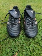 Chaussures de football Adidas, Sports & Fitness, Enlèvement ou Envoi, Comme neuf