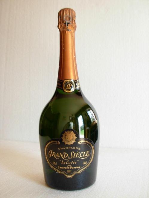 CHAMPAGNE GRAND SIECLE "LA CUVEE" par LAURENT-PERR, Collections, Vins, Neuf, Champagne, France, Pleine, Enlèvement ou Envoi