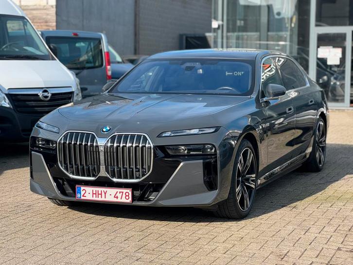 BMW 750E // FULL OPTION, Auto's, BMW, Bedrijf, Te koop, 7 Reeks, 360° camera, ABS, Achteruitrijcamera, Adaptieve lichten, Adaptive Cruise Control