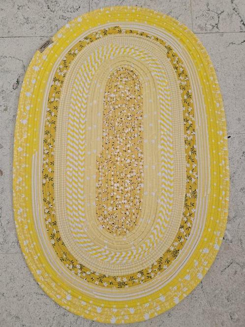 Uniek geel tapijt - 60x98cm/Handgemaakt/Gemaakt in België, Antiek en Kunst, Antiek | Tapijten, Tafelkleden en Textiel, Ophalen of Verzenden