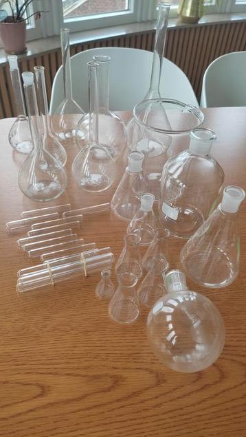 Verreries de laboratoire  beschikbaar voor biedingen