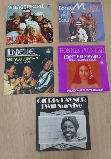 Lotje van 25 disco singles voor 12,50€ beschikbaar voor biedingen