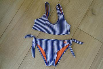 Gestreepte bikini Hema maat 110/116  beschikbaar voor biedingen