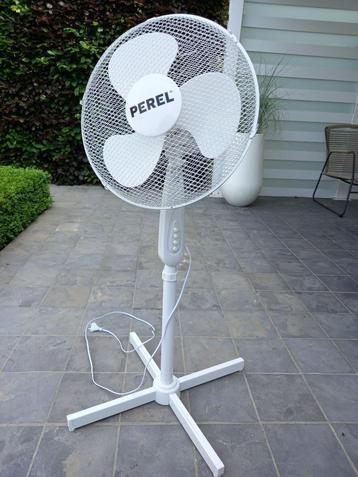 Staande Ventilator beschikbaar voor biedingen