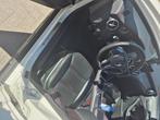 Mercedec GLA 200, Auto's, Mercedes-Benz, Voorwielaandrijving, Leder en Stof, Wit, 5 deurs