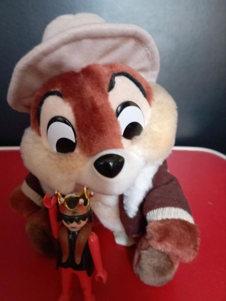 645) Disney Eekhoorn ( knabbel of babbel ) 3, Kinderen en Baby's, Speelgoed | Knuffels en Pluche, Zo goed als nieuw, Ophalen of Verzenden