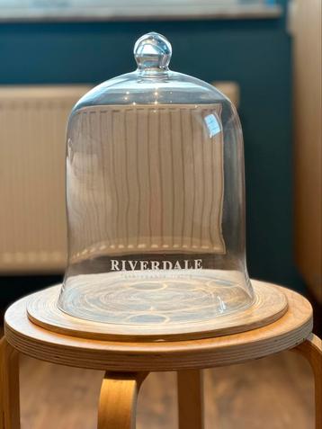 Riverdale stolp nieuw! beschikbaar voor biedingen