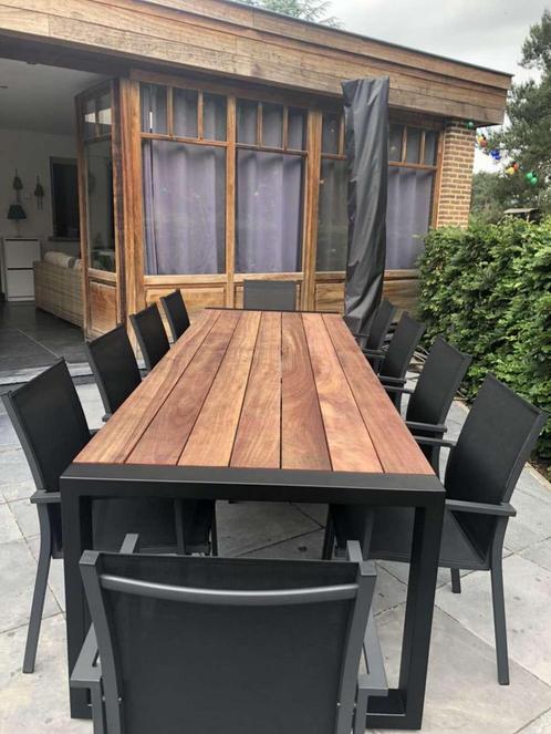Handgemaakte tuintafels, Tuin en Terras, Tuinsets en Loungesets, Nieuw, Hardhout, Ophalen