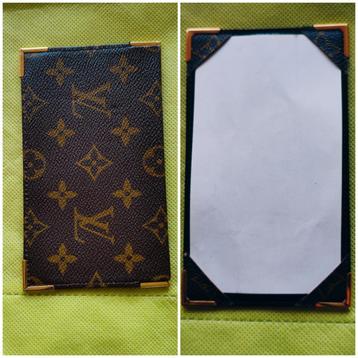 Vintage Louis Vuitton papier houder  beschikbaar voor biedingen