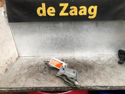 Motorkap Scharnier van een Mercedes B-Klasse, Auto-onderdelen, Overige Auto-onderdelen, Mercedes-Benz, Gebruikt, 3 maanden garantie