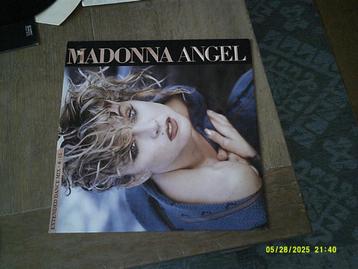 Madonna/Maxi singels-La Isla Bonita/Angel /Into the groove. beschikbaar voor biedingen