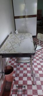 uitschuifbare metalen keukentafel, Huis en Inrichting, Ophalen, Gebruikt, 100 tot 150 cm, 50 tot 100 cm