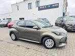 Toyota Yaris 1.5i VVT-i Hybrid E-CVT * 2 JAAR GARANTIE * !, Auto's, 4 deurs, Stof, Gebruikt, Bedrijf