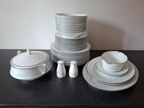 Noritake Cumberland 2225, Antiek en Kunst, Antiek | Porselein, Ophalen