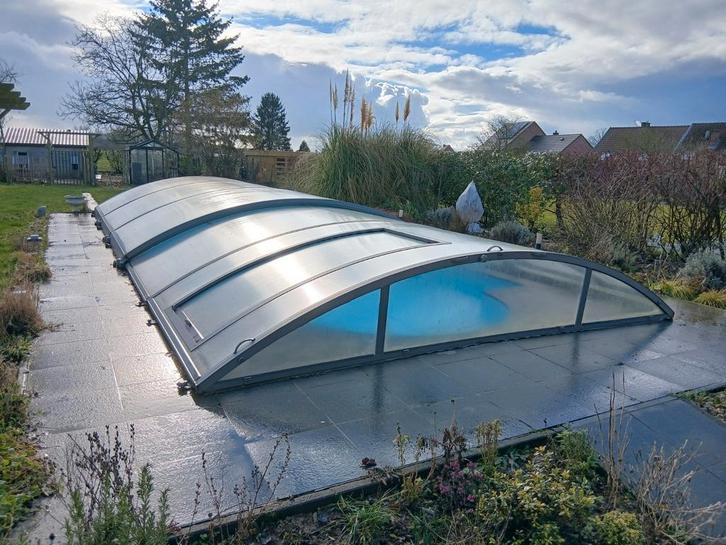 Couverture de piscine semi-haute, Abrisud 10m75/4m70, Jardin & Terrasse, Accessoires de piscine, Couverture de piscine, Enlèvement