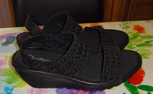 maat 41 Skechers memory foam zwart sandalen wedge maat 40, Kleding | Dames, Schoenen, Nieuw, Sandalen of Muiltjes, Zwart, Ophalen of Verzenden