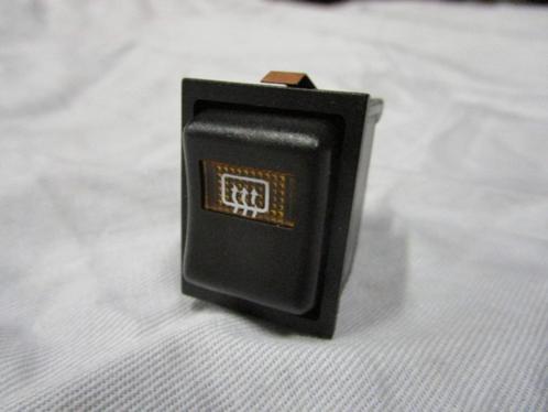 bouton/interrupteur de chauffage de lunette arrière CLASSIC, Autos : Pièces & Accessoires, Tableau de bord & Interrupteurs, Mini
