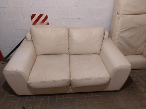 Ensemble de 2 canapés en cuir blanc, Huis en Inrichting, Zetels | Zetels, Gebruikt, Rechte bank, 200 tot 250 cm, 75 tot 100 cm