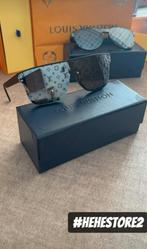 lunnette de soleil Louis vuitton, Handtassen en Accessoires, Zonnebrillen en Brillen | Heren, Ophalen of Verzenden, Nieuw
