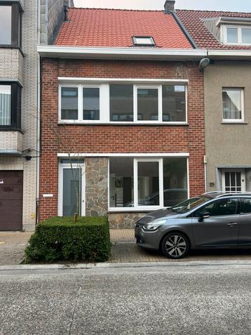 Rijwoning te huur met 5 slpk Oostende , Mariakerke, Immo, Huizen te huur, Direct bij eigenaar, 5 kamers, Tussenwoning, Oostende