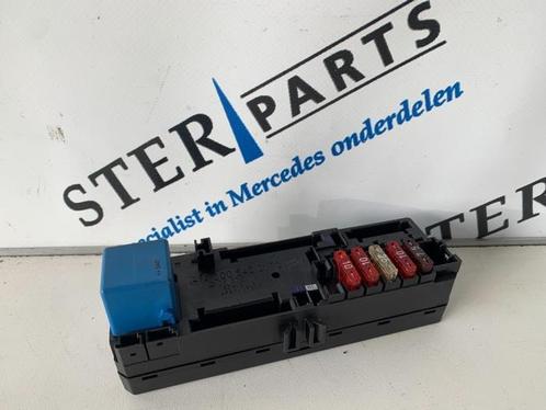 Zekeringkast van een Mercedes E-Klasse, Auto-onderdelen, Elektronica en Kabels, Mercedes-Benz, Gebruikt, 3 maanden garantie, Ophalen of Verzenden