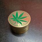 Grinder Grass Leaf 30mm driedelig, Ophalen of Verzenden, Gebruikt