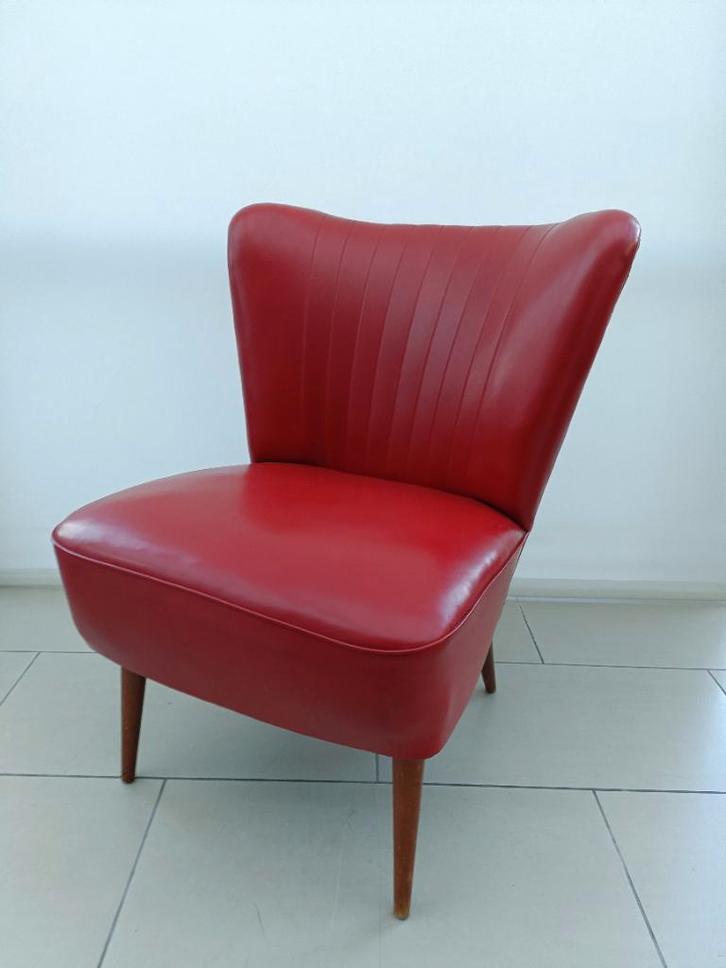 Chaise de cocktail rétro vintage, cuir skaï rouge du milieu, Collections, Rétro, Enlèvement