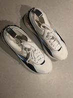 Valentino sneakers, Meisje, Overige typen, Ophalen of Verzenden, Zo goed als nieuw