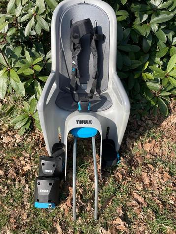 Thule fietsstoeltje Ride Along met 2 beugels (2 fietsen) beschikbaar voor biedingen