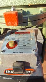 Radiaal zaagmachine, Ophalen
