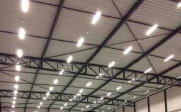 magazijn verlichting beschikbaar voor biedingen