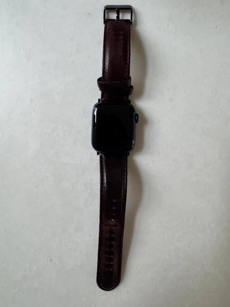 Apple watch series 6 cellular 40mm, Handtassen en Accessoires, Smartwatches, Gebruikt, iOS, Zwart, Afstand, Conditie, GPS, Hartslag