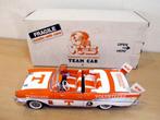 TENNESSEE VOLUNTEERS 1957 Chevy Bel Air Team Car DanburyMint, Hobby en Vrije tijd, Modelbouw | Auto's en Voertuigen, Overige merken