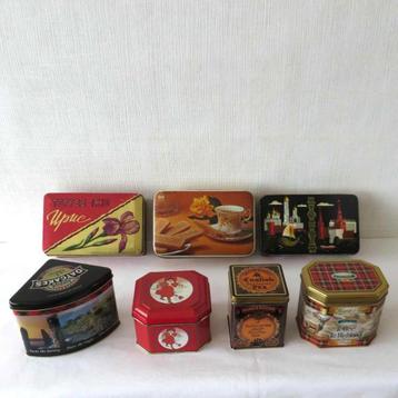 Lot blikken dozen beschikbaar voor biedingen