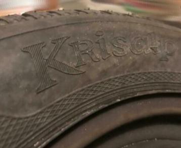 Winterbanden op stalen velgen (x4) beschikbaar voor biedingen