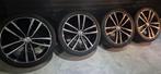 VW 18 INCH VELGEN MET NIEUWE PIRELLI BANDEN, Auto-onderdelen, Banden en Velgen, Ophalen, 18 inch, Banden en Velgen, 225 mm