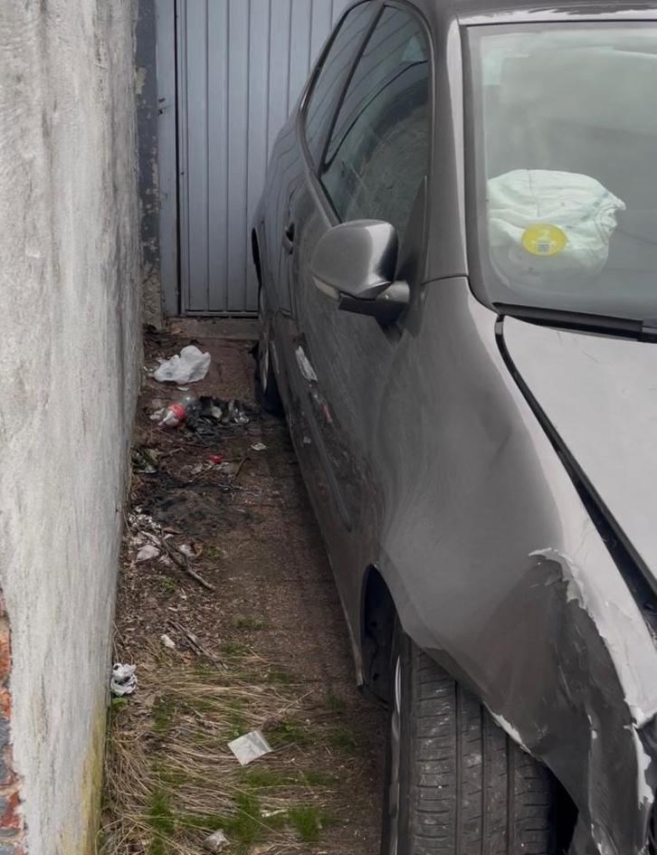 Golf v 1.6 fsi motor draait nog prima, Auto-onderdelen, Motor en Toebehoren, Volkswagen, Gebruikt, Ophalen