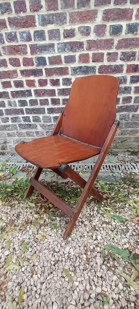 US ww2 houten klapstoel in zee goede staat, Verzamelen, Militaria | Tweede Wereldoorlog, Landmacht, Overige typen, Ophalen of Verzenden
